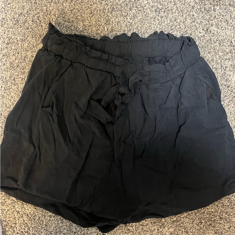 Black high waisted pink lily shorts